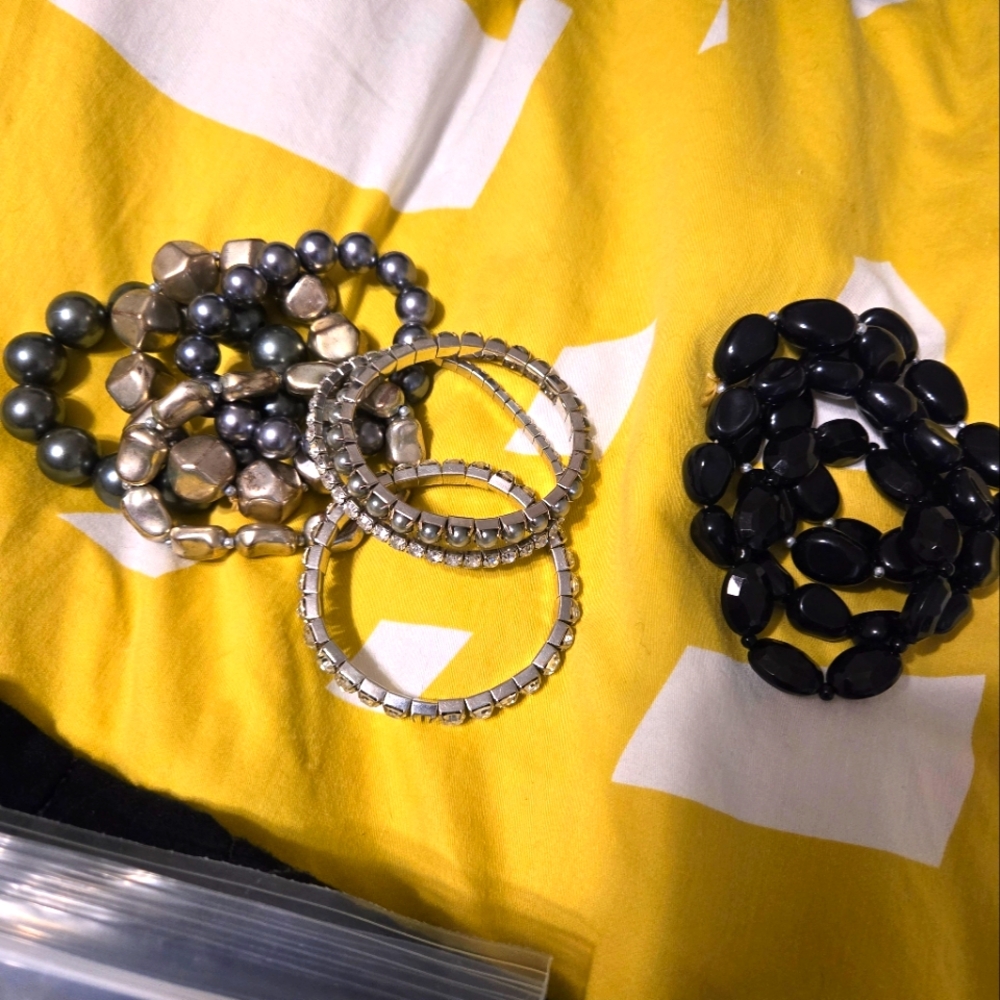 Mixed bracelets